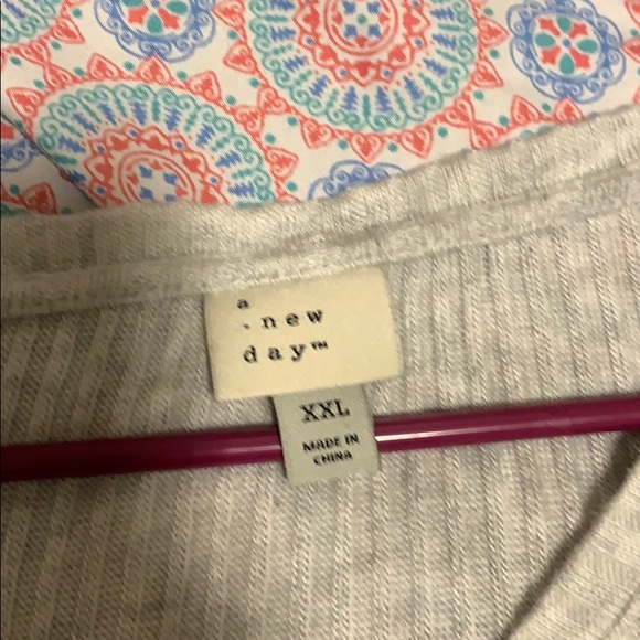 “A new day” Long sleeve, tie front shirt. - Picture 2 of 2